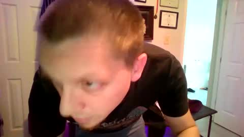 A Bored Dragon online show from 01/11/25, 03:52