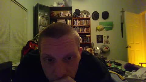 A Bored Dragon online show from 03/05/25, 03:18