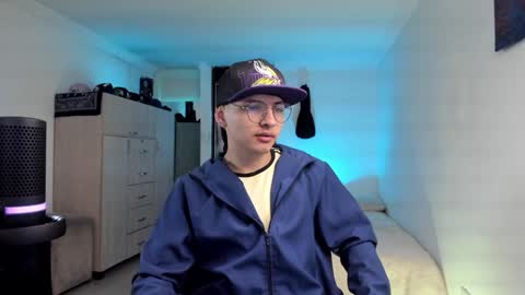 alejo online show from 12/15/24, 06:26