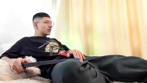 alejo online show from 12/19/24, 04:46