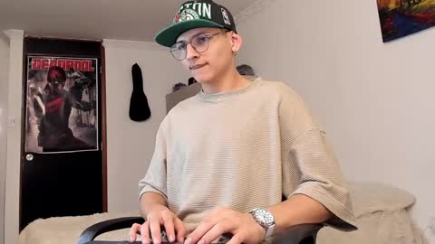 alejo online show from 12/24/24, 12:55