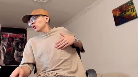 alejo online show from 12/25/24, 08:40