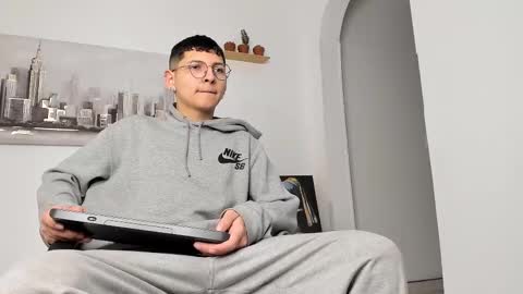 alejo online show from 03/06/25, 02:41