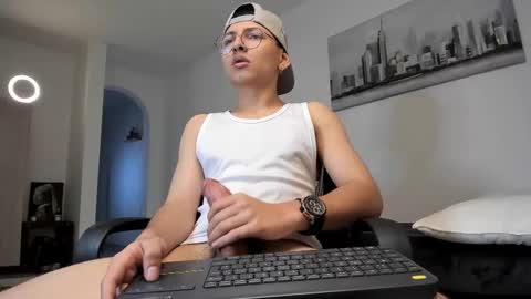 alejo online show from 03/10/25, 09:21