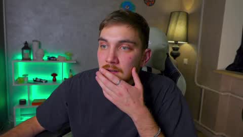 Alex online show from 01/11/25, 11:56