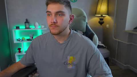 Alex online show from 02/19/25, 10:56