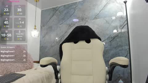 Snapshot of aaliyah_keller chatting on 09/27/25, 02:16 Aaliyah online show from 09/27/25, 02:16