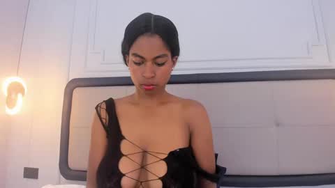 Snapshot of aaliyah_mml chatting on 09/09/25, 08:08 Aaliyah online show from 09/09/25, 08:08
