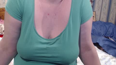 Snapshot of aamarillis chatting on 11/09/25, 09:57 NINA online show from 11/09/25, 09:57