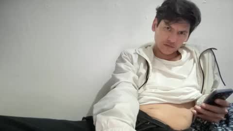 Snapshot of aandyf chatting on 01/15/25, 02:06 Andy online show from 01/15/25, 02:06