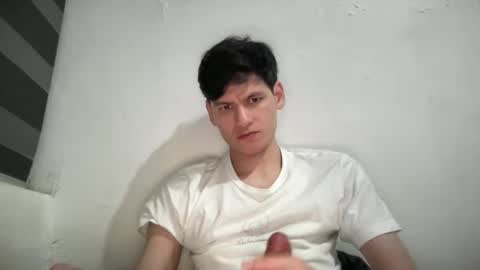 Snapshot of aandyf chatting on 02/26/25, 05:53 Andy online show from 02/26/25, 05:53