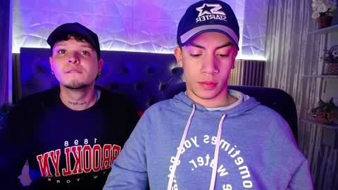 Snapshot of aaron_blink1 chatting on 12/24/24, 01:50 Aaron online show from 12/24/24, 01:50