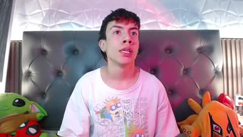 Snapshot of aaron_blink1 chatting on 01/23/25, 07:18 Aaron online show from 01/23/25, 07:18