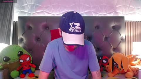 Snapshot of aaron_blink1 chatting on 01/28/25, 03:57 Aaron online show from 01/28/25, 03:57