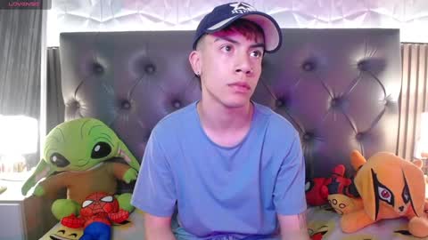 Snapshot of aaron_blink1 chatting on 01/28/25, 07:00 Aaron online show from 01/28/25, 07:00