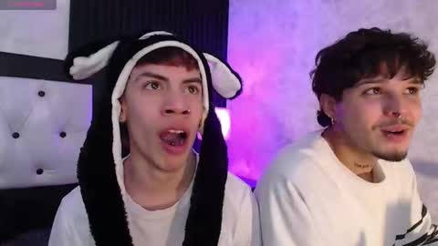 Snapshot of aaron_blink1 chatting on 03/12/25, 10:17 Aaron online show from 03/12/25, 10:17