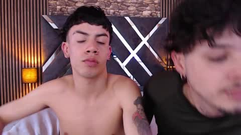 Snapshot of aaron_blink1 chatting on 09/11/25, 05:02 Aaron online show from 09/11/25, 05:02