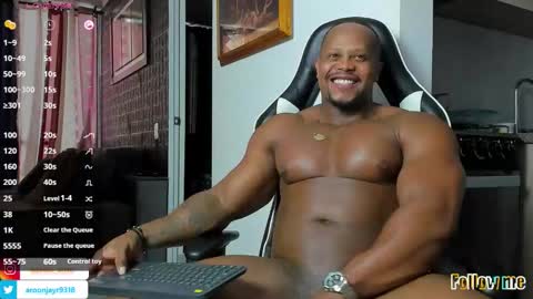 Aaron online show from 10/27/25, 10:03