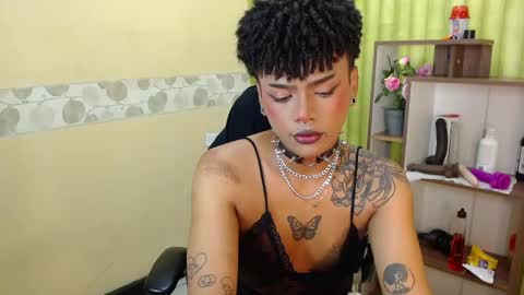 im NiallDun online show from 02/21/25, 01:11