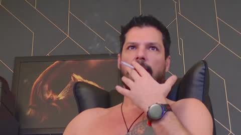 Snapshot of aaronbomer chatting on 01/18/25, 08:52 Aaron online show from 01/18/25, 08:52