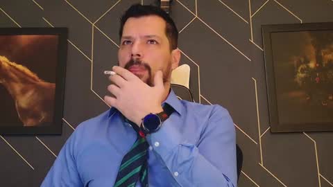 Snapshot of aaronbomer chatting on 02/05/25, 02:26 Aaron online show from 02/05/25, 02:26