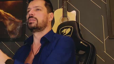 Snapshot of aaronbomer chatting on 02/09/25, 02:49 Aaron online show from 02/09/25, 02:49