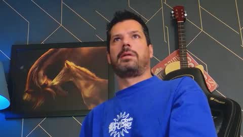 Snapshot of aaronbomer chatting on 10/08/25, 05:27 Aaron online show from 10/08/25, 05:27