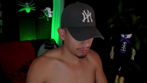 AARON  online show from 10/18/25, 09:32