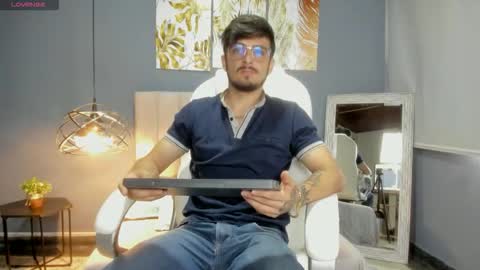 aaronfuentes7 online show from 09/17/25, 05:47