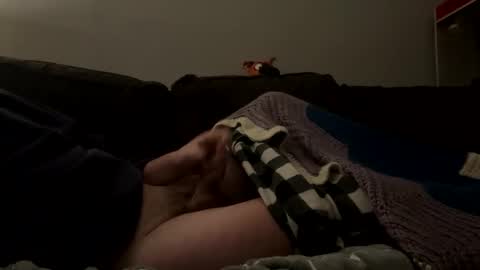 Snapshot of aaronlewis21 chatting on 11/06/25, 07:09 aaronlewis21 online show from 11/06/25, 07:09