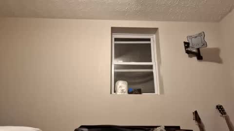 Snapshot of aaronreede12345432343 chatting on 11/21/25, 01:37 aaronreede12345432343 online show from 11/21/25, 01:37