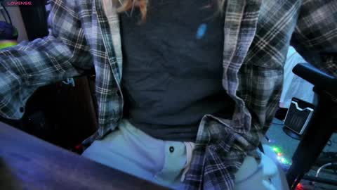 Aaron Skeetman online show from 12/04/24, 06:55