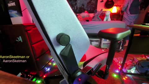 Aaron Skeetman online show from 12/07/24, 09:28