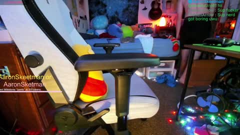 Aaron Skeetman online show from 12/27/24, 01:07