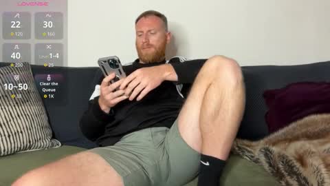 Snapshot of aaronstone_ chatting on 09/10/25, 01:55 Scrufffypup online show from 09/10/25, 01:55