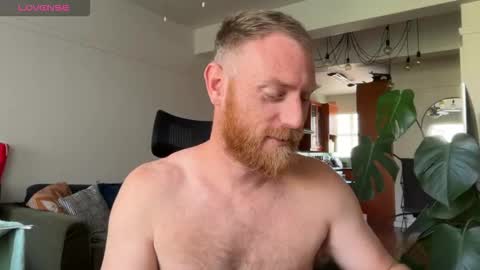 Snapshot of aaronstone_ chatting on 10/09/25, 11:08 Scrufffypup online show from 10/09/25, 11:08