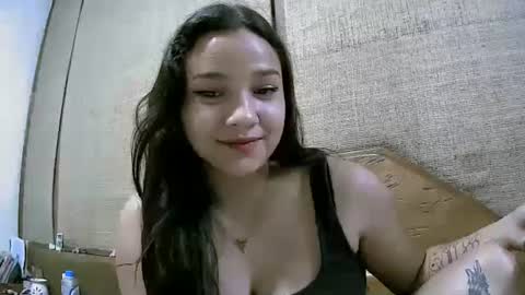 Snapshot of abbie_23 chatting on 10/08/25, 02:47 Abbie cute online show from 10/08/25, 02:47