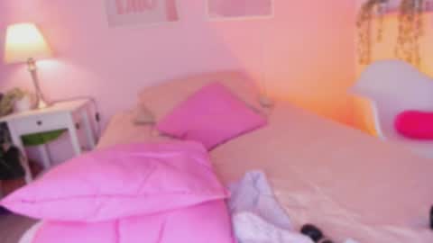 Snapshot of abbie_foxxx chatting on 03/10/25, 11:27 abbie online show from 03/10/25, 11:27