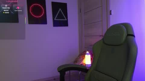 Snapshot of abby_laker chatting on 10/07/25, 04:37 ABBY LAKER online show from 10/07/25, 04:37