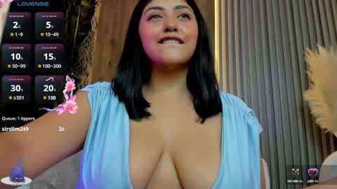 Snapshot of abby_millerr_ chatting on 01/27/25, 03:39 Abbygail online show from 01/27/25, 03:39
