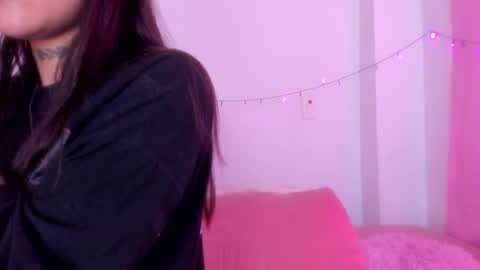 abby_rousee online show from 11/18/25, 01:04