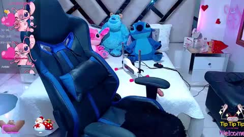 Snapshot of abby_sexyxx chatting on 12/05/24, 11:40 abby sexyxx online show from 12/05/24, 11:40