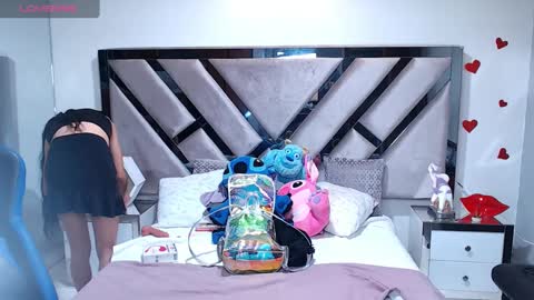 Snapshot of abby_sexyxx chatting on 12/28/24, 04:08 abby sexyxx online show from 12/28/24, 04:08