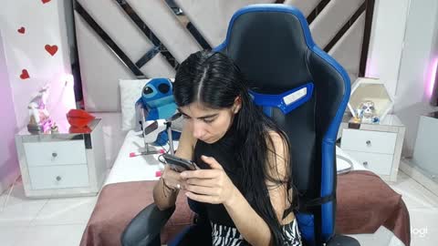 Snapshot of abby_sexyxx chatting on 02/01/25, 08:47 abby sexyxx online show from 02/01/25, 08:47