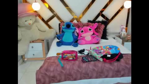 Snapshot of abby_sexyxx chatting on 09/13/25, 08:41 abby sexyxx online show from 09/13/25, 08:41