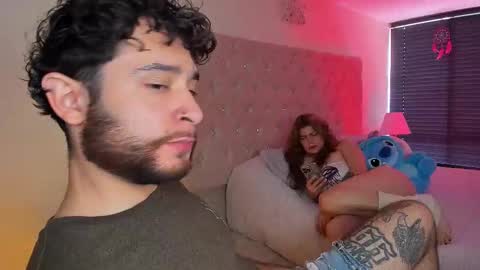 Snapshot of abbyandchris1 chatting on 09/17/25, 02:52 START TRANSMISSION ---- AM COLOMBIA TIME online show from 09/17/25, 02:52