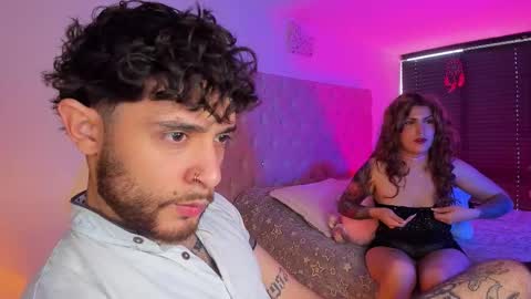 Snapshot of abbyandchris1 chatting on 10/10/25, 01:10 START TRANSMISSION ---- AM COLOMBIA TIME online show from 10/10/25, 01:10