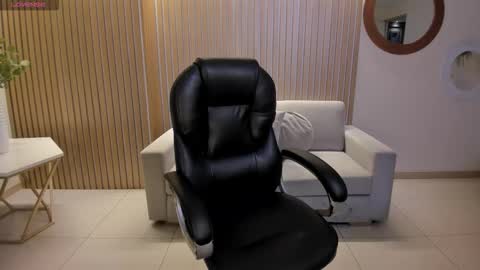 Abby Dalton  online show from 11/01/25, 11:12