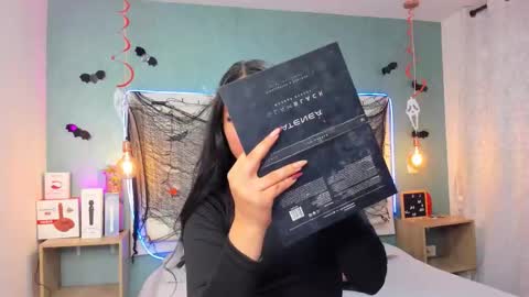 Abby Dixon  online show from 10/22/25, 03:01