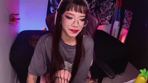Snapshot of abbylizzyxx chatting on 01/19/25, 02:36 Abby Lizzy online show from 01/19/25, 02:36